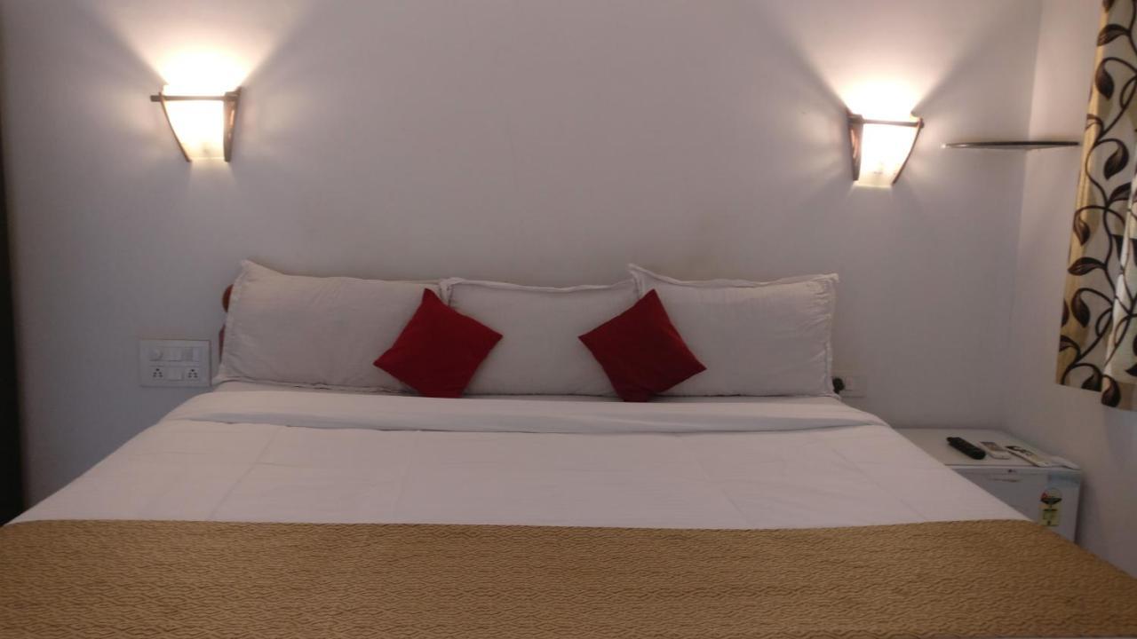 Hotel Mj Beach Resort 巴加 外观 照片